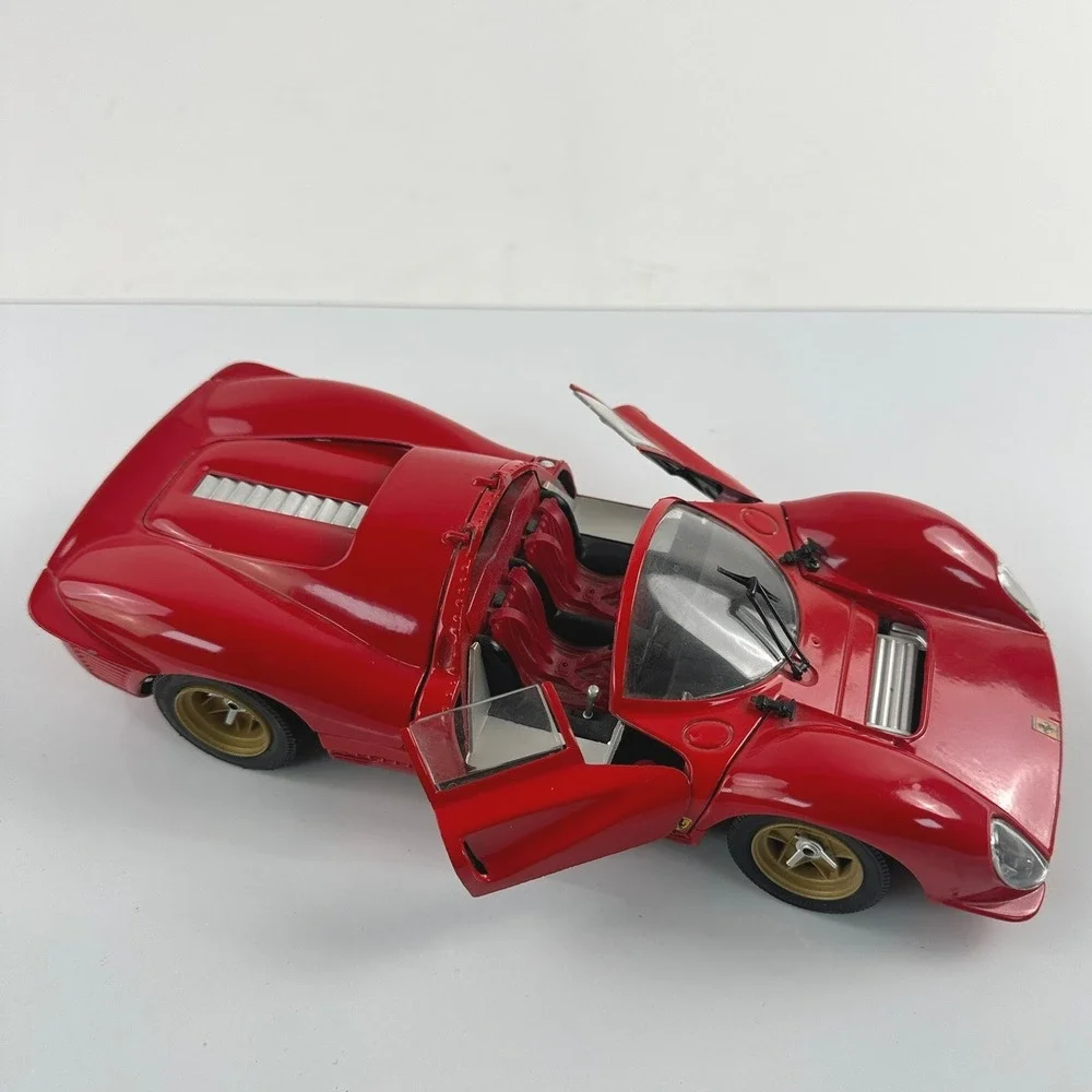 Ferrari‎ jouet evolution Scala 1:18 Diecast Model Car Red 330 P4 Race Car Italy